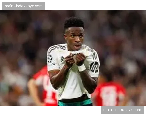 维尼修斯突破造点，吕迪格门前关键封堵力保皇马球门不失