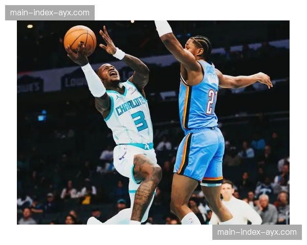 萨布丽娜·约内斯库对阵王牌贡献22分7篮板，三分球8投5中效率惊人